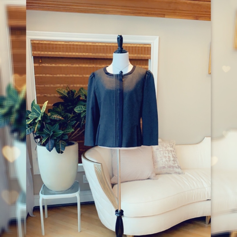 TAHARI suit jacket with elegant ruffled shoulders